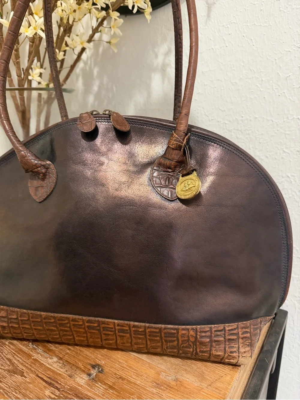 Vintage Brahmin Black Leather Dome Satchel with Croc Trim - Picture 2 of 12